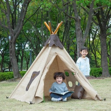 Outdoor Play Tent / Wig Wam